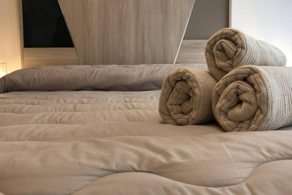 Deluxe Marina Apartment Viveiro Bagian luar foto