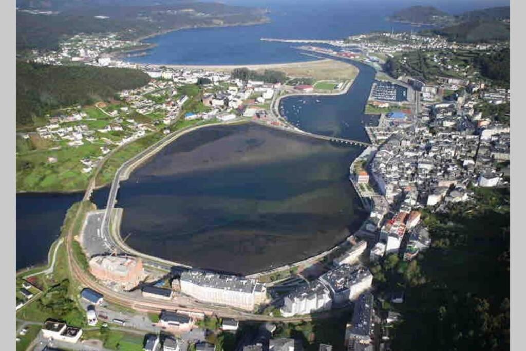Deluxe Marina Apartment Viveiro Bagian luar foto